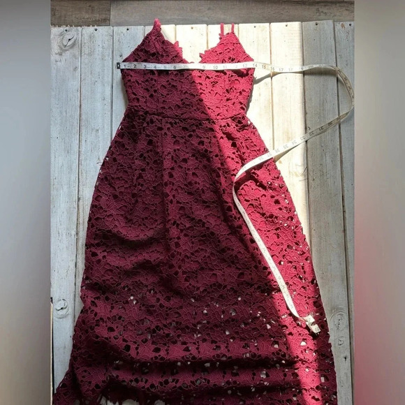 ASTR | crochet | adjustable strap | maroon | lace overlay | mid length dress | s - Picture 4 of 11